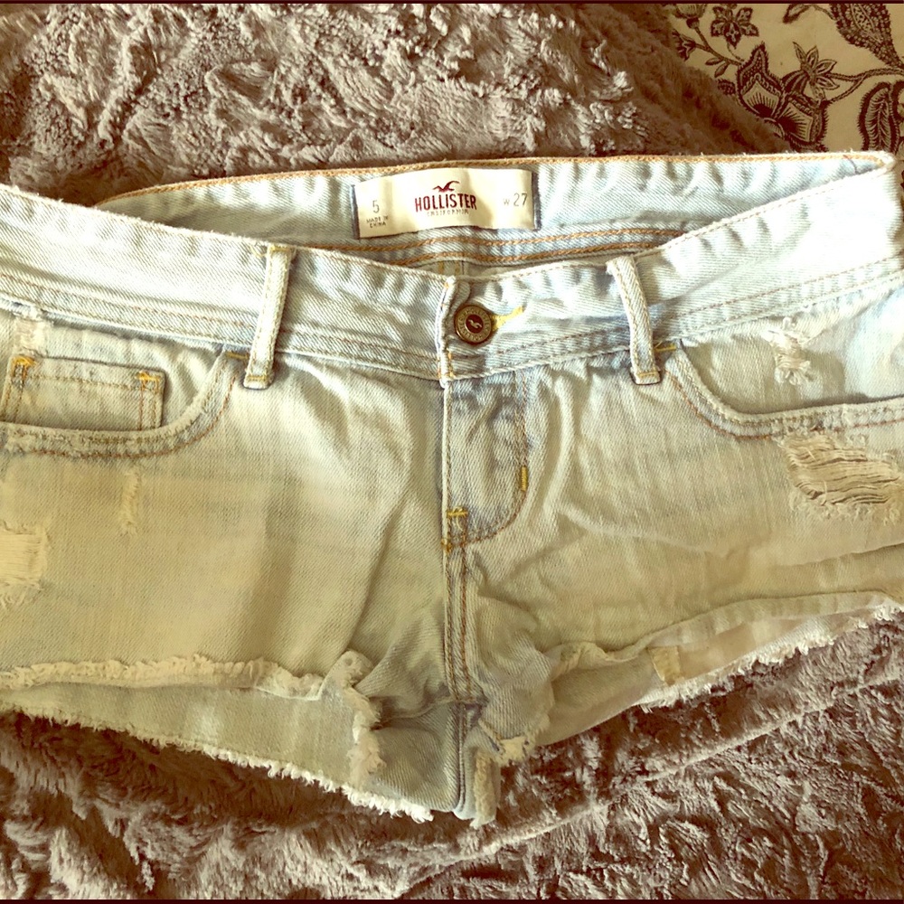 💋Hollister denim cut off “short” shorts